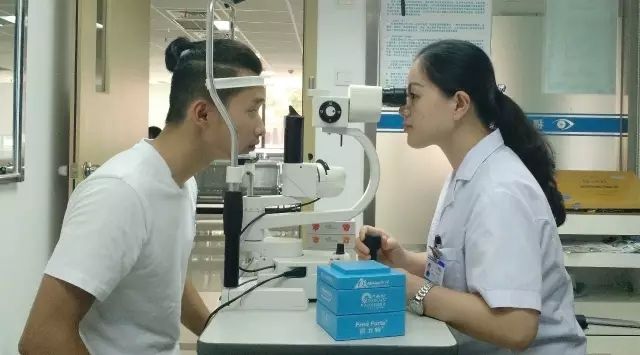 眼底检查